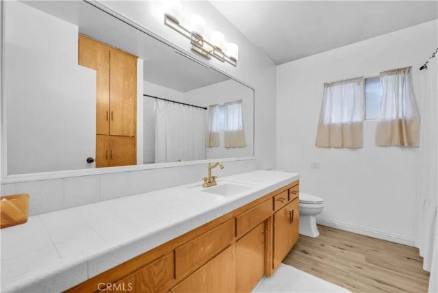 651 Buena Vista Parkway, Hemet, CA 92543