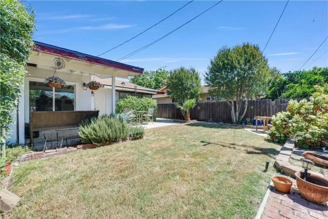 651 Buena Vista Parkway, Hemet, CA 92543