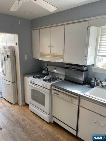 62 Park Avenue, Lyndhurst, NJ 07071