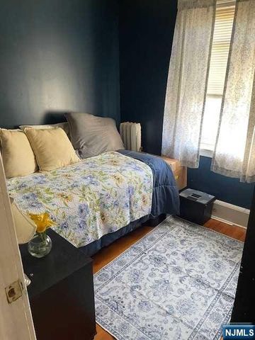 62 Park Avenue, Lyndhurst, NJ 07071