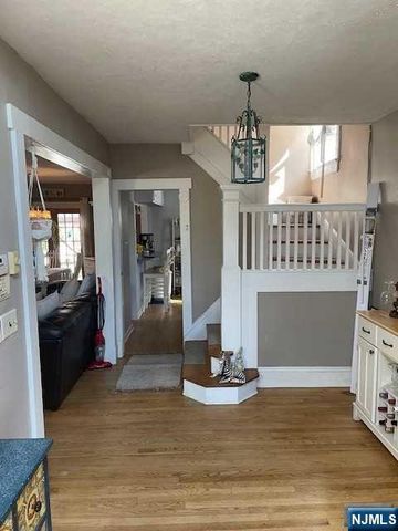 62 Park Avenue, Lyndhurst, NJ 07071