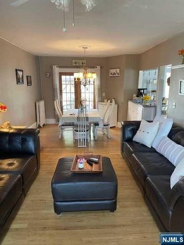 62 Park Avenue, Lyndhurst, NJ 07071