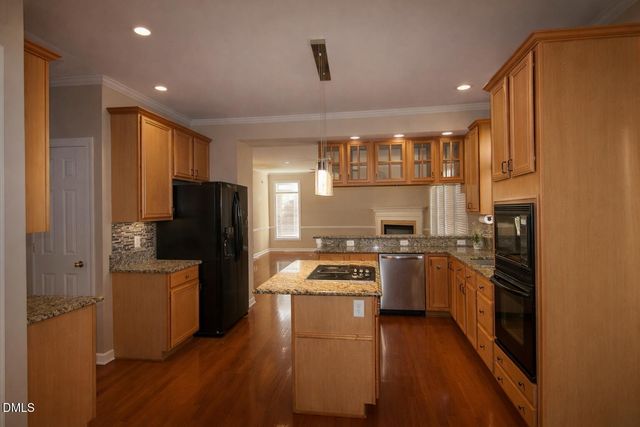 102 Hemingford Grey Court, Cary, NC 27518