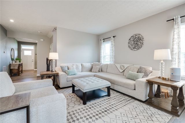 2064 Running Stream Court, Clearcreek Twp, OH 45458