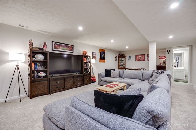 2064 Running Stream Court, Clearcreek Twp, OH 45458