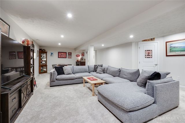 2064 Running Stream Court, Clearcreek Twp, OH 45458