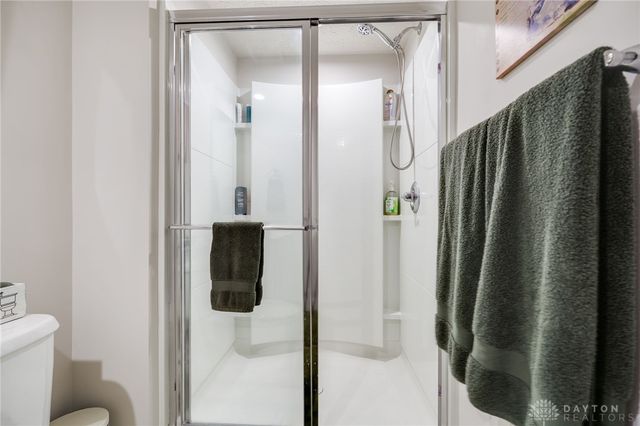 2064 Running Stream Court, Clearcreek Twp, OH 45458