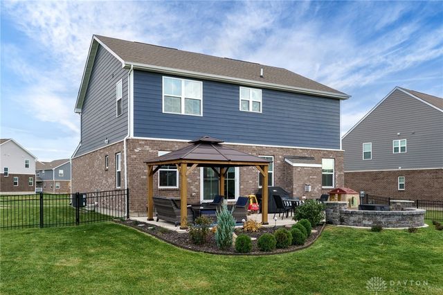 2064 Running Stream Court, Clearcreek Twp, OH 45458