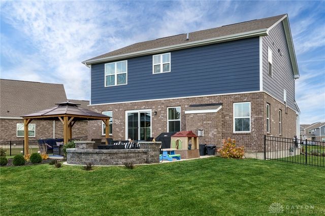 2064 Running Stream Court, Clearcreek Twp, OH 45458