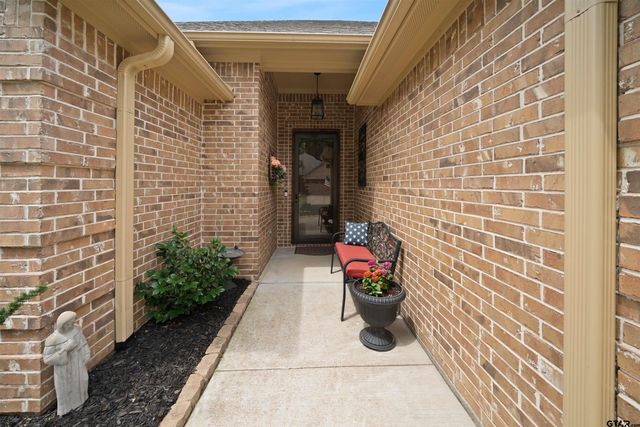 4214 Colina Trail, Tyler, TX 75707