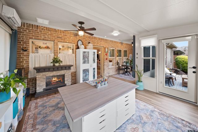4214 Colina Trail, Tyler, TX 75707