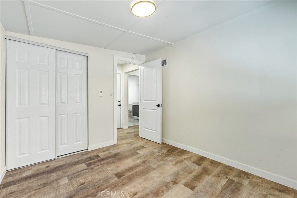 Image 29 of property listing at 2423 Rockdell, La Crescenta, CA 91214