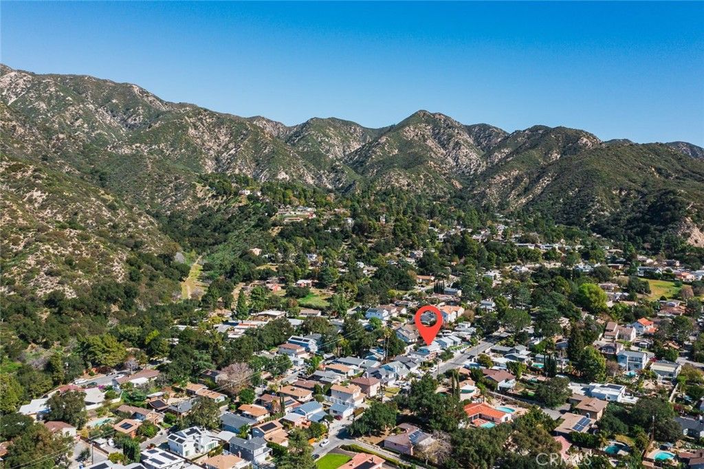 Image 58 of property listing at 2423 Rockdell, La Crescenta, CA 91214