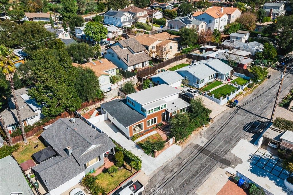 Image 60 of property listing at 2423 Rockdell, La Crescenta, CA 91214