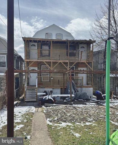 1040 SCOTT ST, Kulpmont, PA 17834