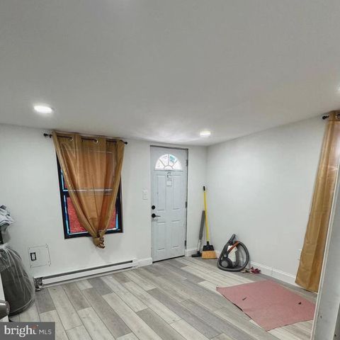 1040 SCOTT ST, Kulpmont, PA 17834