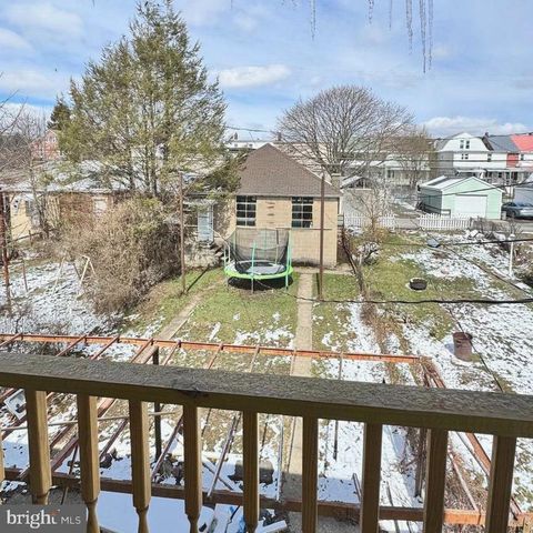 1040 SCOTT ST, Kulpmont, PA 17834