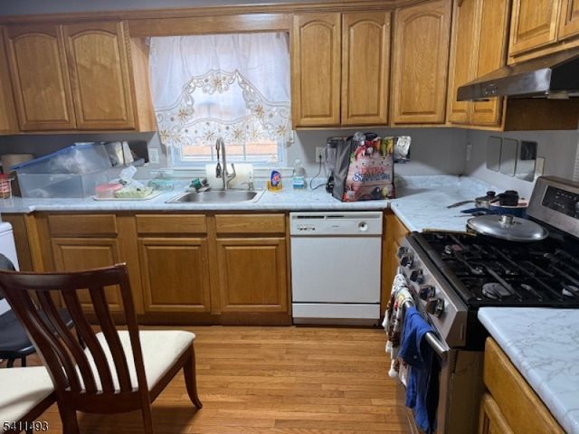 949 Olive St, Elizabeth City, NJ 07201