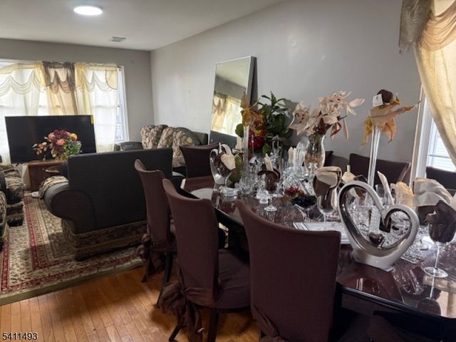 949 Olive St, Elizabeth City, NJ 07201