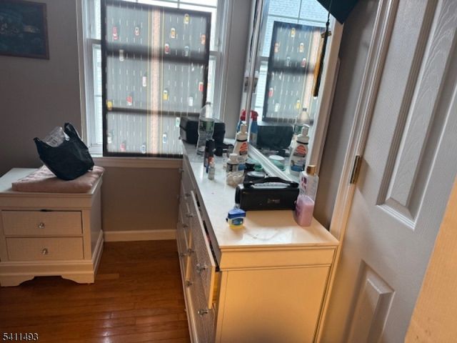 949 Olive St, Elizabeth City, NJ 07201