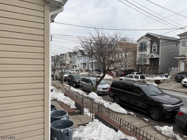 949 Olive St, Elizabeth City, NJ 07201