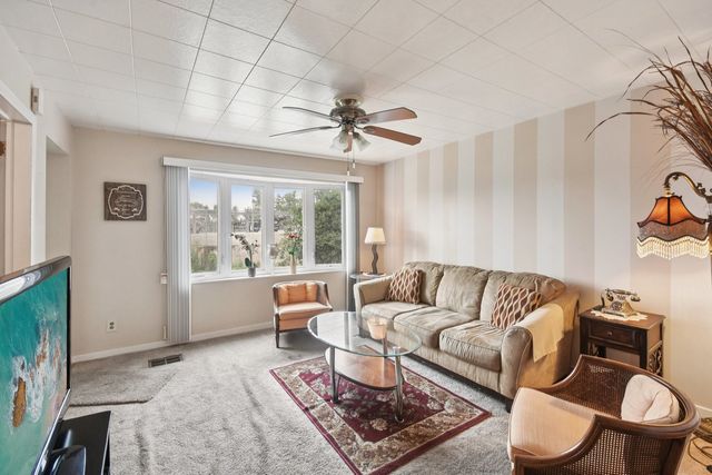 4842 S Wallace Street, Chicago, IL 60609