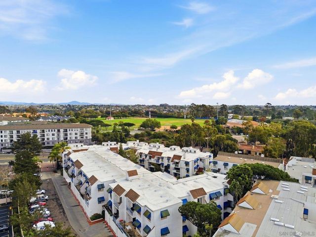 8310 Regents Rd 1E, San Diego, CA 92122
