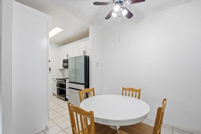 8310 Regents Rd 1E, San Diego, CA 92122