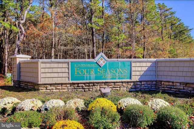258 NEWPORT WAY, Little Egg Harbor Twp, NJ 08087