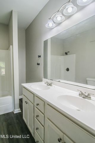 612 Heather Lane, Jackson, MS 39206