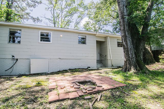 612 Heather Lane, Jackson, MS 39206