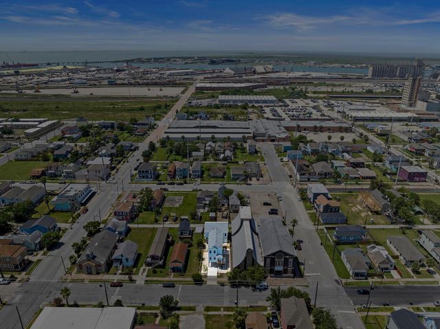 3610 Sealy Street, Galveston, TX 77550