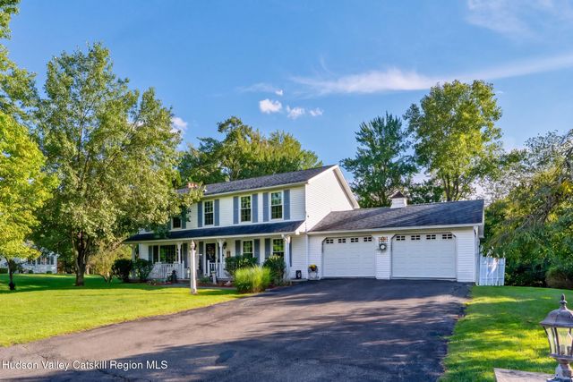 14 Kerry Lane, Kingston, NY 12401