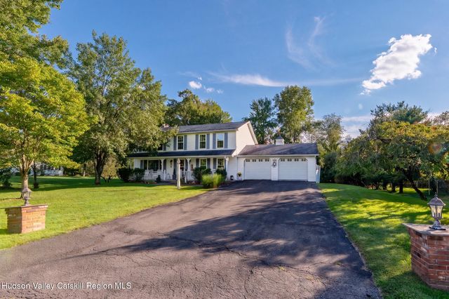 14 Kerry Lane, Kingston, NY 12401
