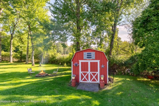 14 Kerry Lane, Kingston, NY 12401
