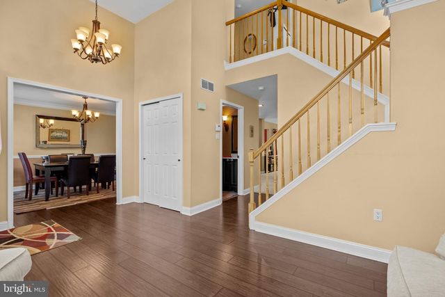 523 TURTLE LN, Langhorne, PA 19047
