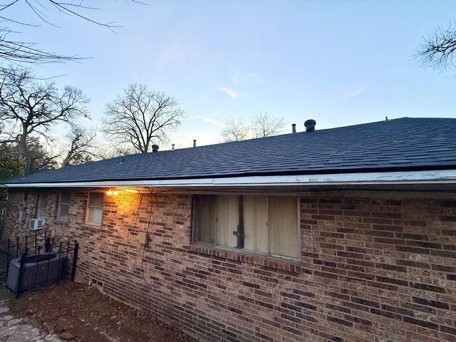 3444 Oak Creek Circle, Dallas, TX 75227