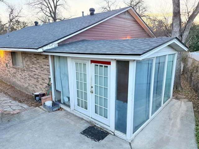 3444 Oak Creek Circle, Dallas, TX 75227