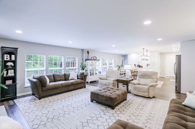 4625 Berkshire Lane, Indianapolis, IN 46226