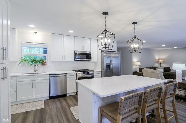 4625 Berkshire Lane, Indianapolis, IN 46226