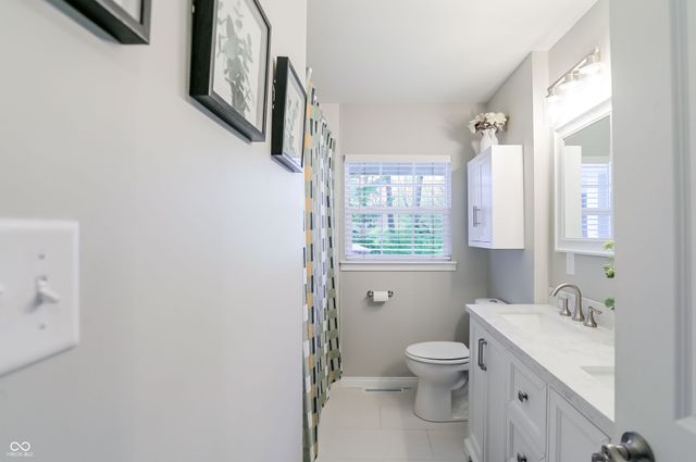 4625 Berkshire Lane, Indianapolis, IN 46226