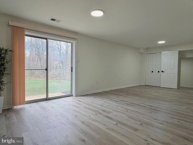 4607 TAPESTRY DR, Fairfax, VA 22032