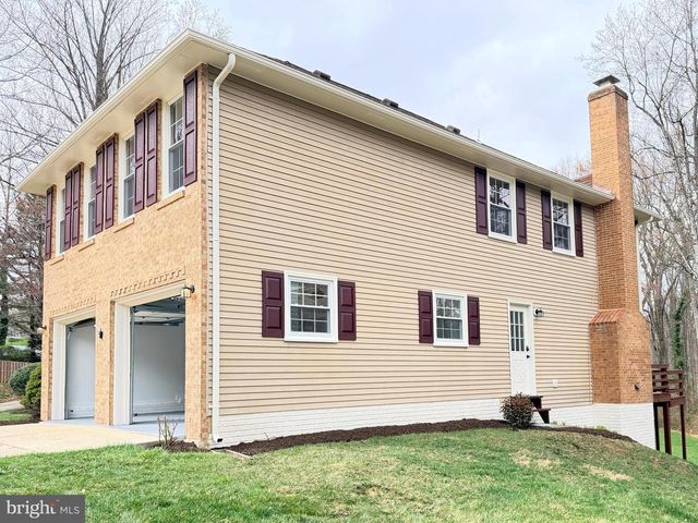 4607 TAPESTRY DR, Fairfax, VA 22032
