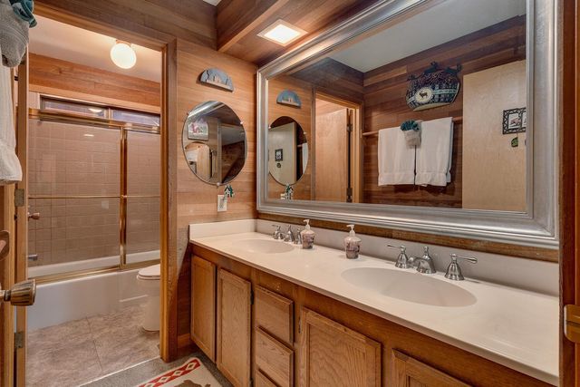 1090 Canterbury Drive, Kings Beach, CA 96143