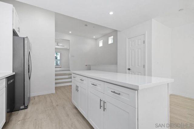 2157 MANCHESTER AVENUE, Cardiff By The Sea, CA 92007