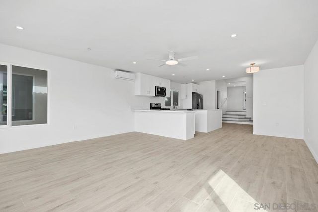 2157 MANCHESTER AVENUE, Cardiff By The Sea, CA 92007