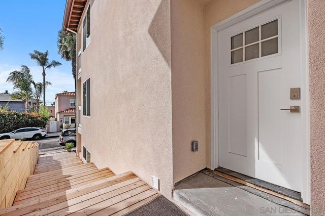 2157 MANCHESTER AVENUE, Cardiff By The Sea, CA 92007