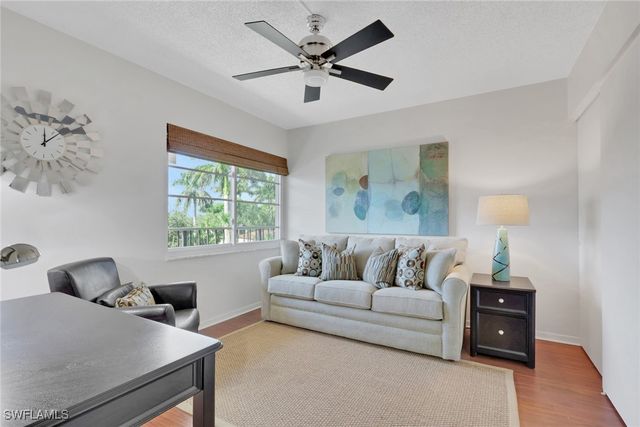 1084 Forest Lakes DR 7304, Naples, FL 34105