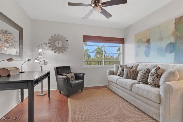 1084 Forest Lakes DR 7304, Naples, FL 34105