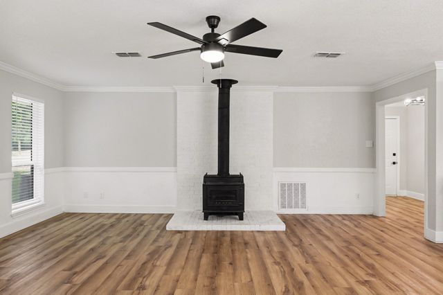 100 Pecan Circle, Trenton, TX 75490